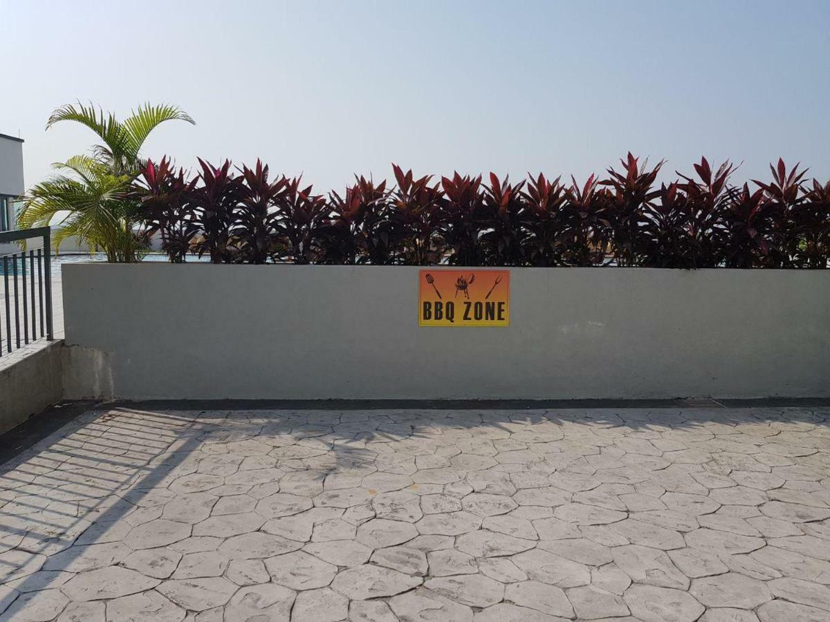 Hz Homestay @Ascotte Boulevard Semenyih Ngoại thất bức ảnh